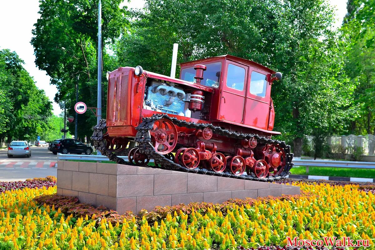 Трактор совхоз. Трактор ссср дт 75. Трактор совхоз. Мичурина в тюменской области. Трактор совхоз.