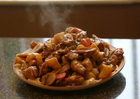 Тушеная курица в казане