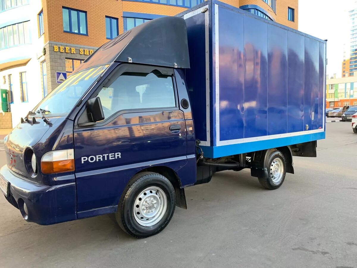 Hyundai porter 2013. Hyundai porter 2011 год. Hyundai porter 2012 год. грузовой фургон хендай портер. Hyundai porter 2009 синий рефрижератор.