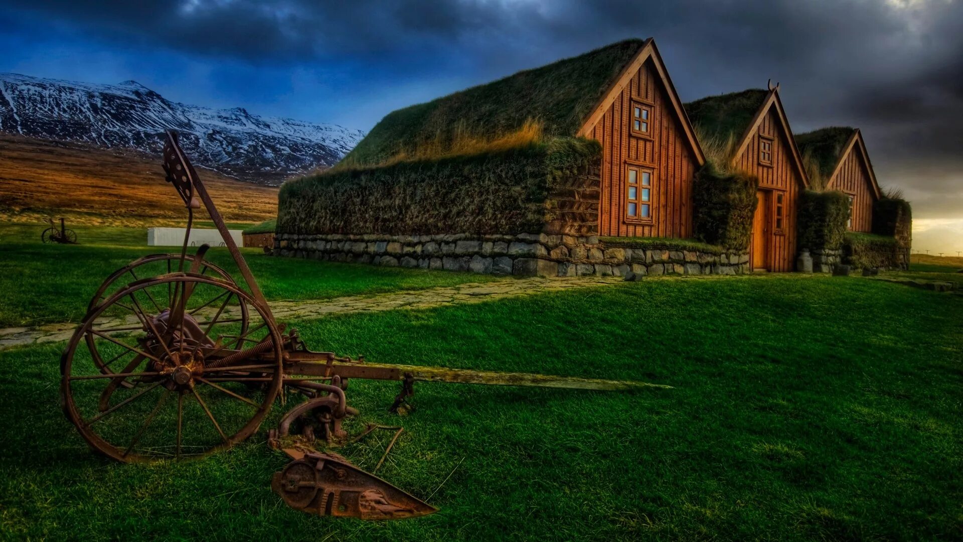Рабочий в сельскую местность. Ирландия Сельская местность. Исландия. Ирландия горы домики. Фон деревня.