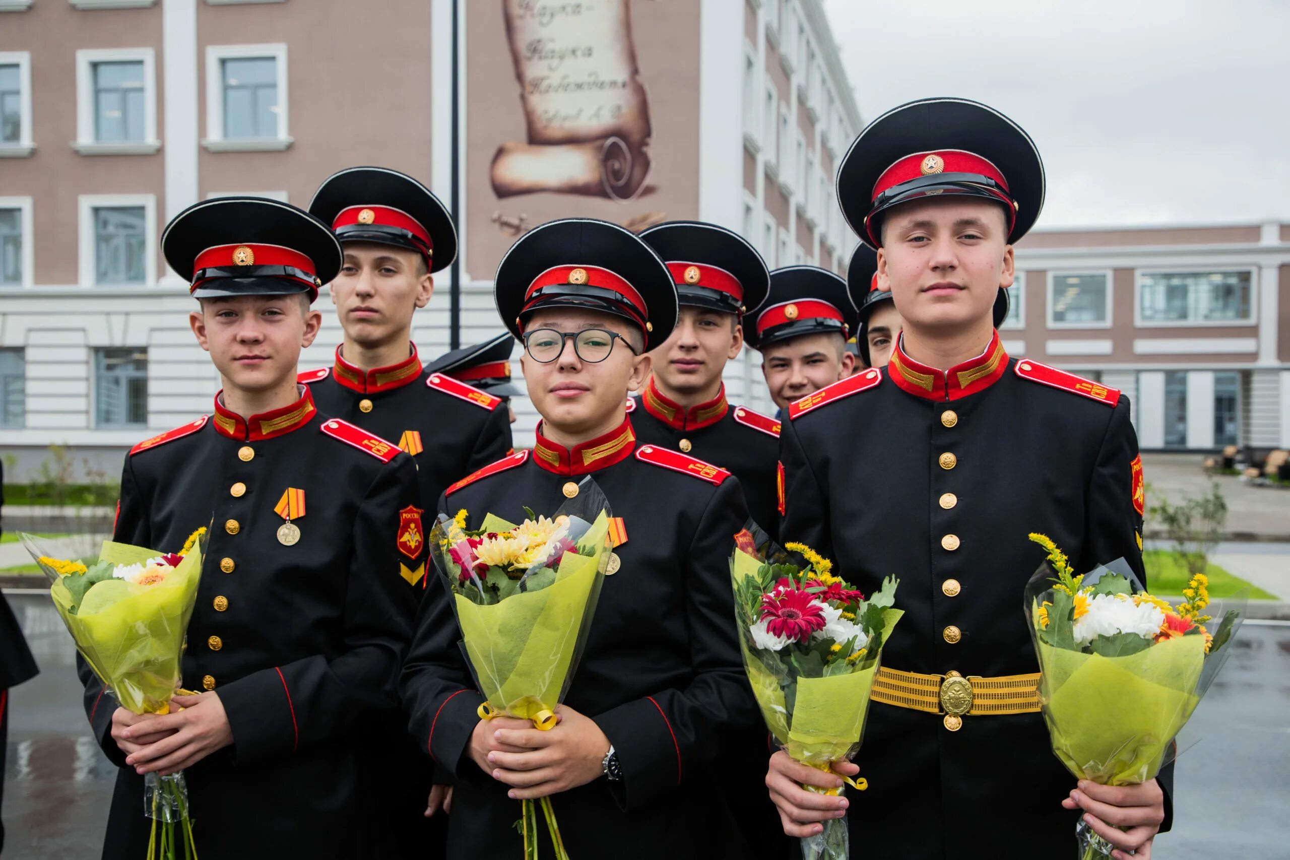 Тверское Калининское Суворовское военное училище. Суворовское военное училище Тверь. Тверское Суворовское военное училище новое здание. Суворовец Тверского Суворовского военного училища. Сайт суворовского тверь