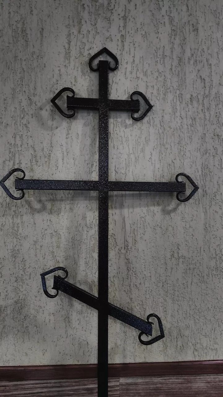 Православный кованый Могильный крест. Старообрядческий Железный надмогильный крест. Крест Могильный Железный. Крест Могильный металлический православный.
