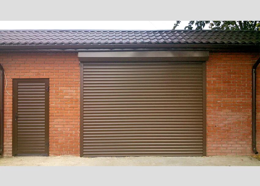 Алютех рольворота зеленый мох. Рулонные ворота алютех. Рулонные ворота дорхан. Гаражные ворота рольставни дорхан. Роллетные ворота hormann.