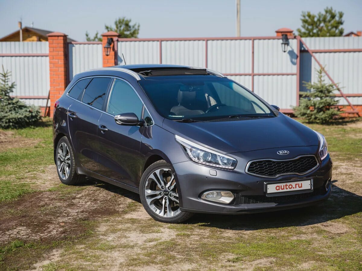 Киа сид 2 года. Kia Ceed SW. Kia Ceed 2 JD. Kia Ceed SW 1.6. Ceed SW 2015.