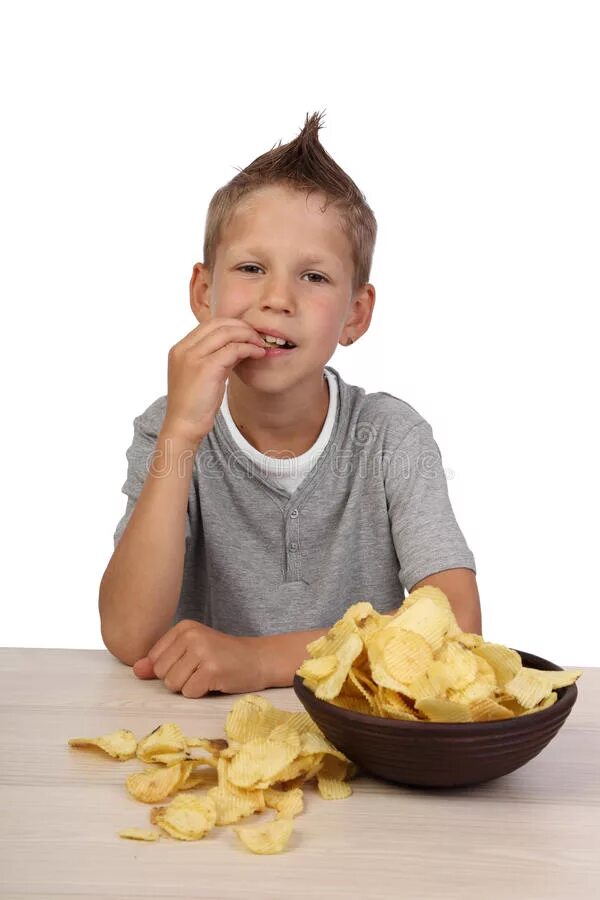 10 часов ест чипсы. Федя ест чипсы. Реклама чипсов лейс. Парень ест чипсы. 10 часов ест чипсы.