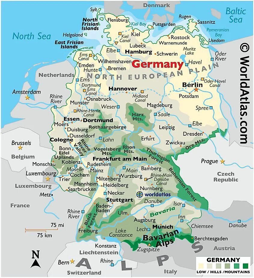 Названия германии в разное время. Физическая карта Германии. Географическая карта Германии. Географическая карта Германии на немецком языке. Юг Германии на карте.