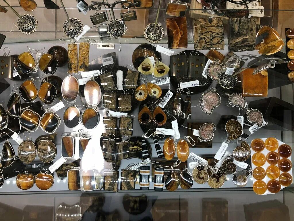 музей салон камня симбирцит. магазины гончарова 30. магазин сувениров в ульяновске на гончарова. магазин сувениров ульяновск. ульяновск сувениры симбирцит.