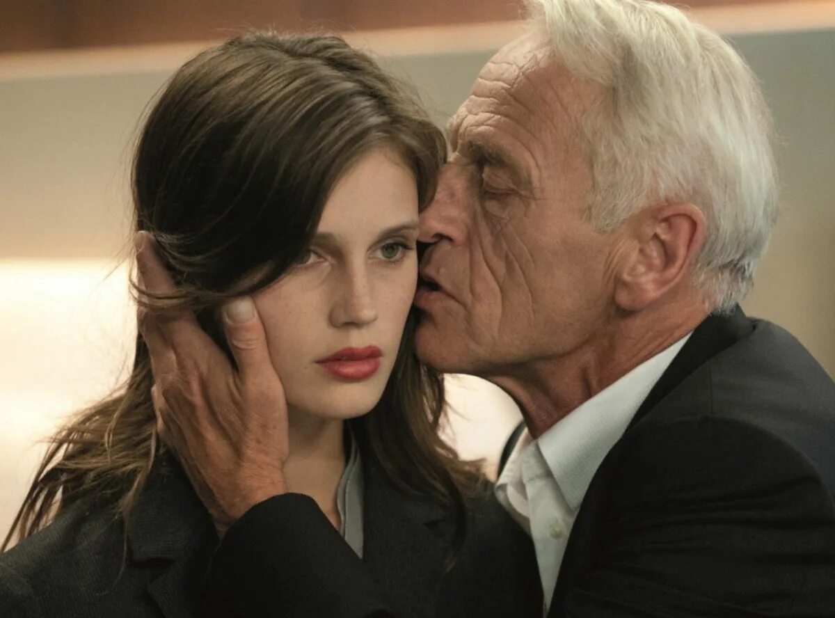 Старый старая и юная 18. Молода и прекрасна (jeune & Jolie) 2013. Marine Vacth in jeune et Jolie (2013). Marine Vacth молода и прекрасна. Драма: «молода и прекрасна» (2013 год, Франция).