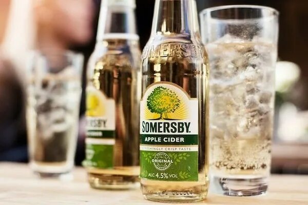 Bvg cider. Somersby apple cider. сидр somersby. сидр яблочный somersby. somersby с базиликом.