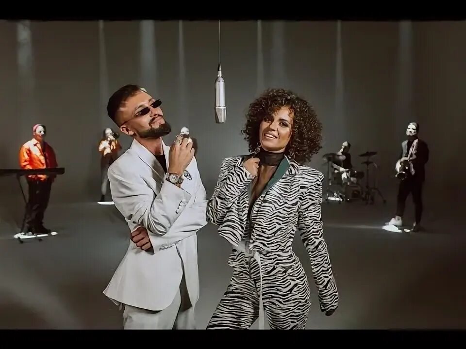 Песню zivert forever. Кавер группа forever young. the claps кавер группа. зиверт forever young. кавер группа лыжи.
