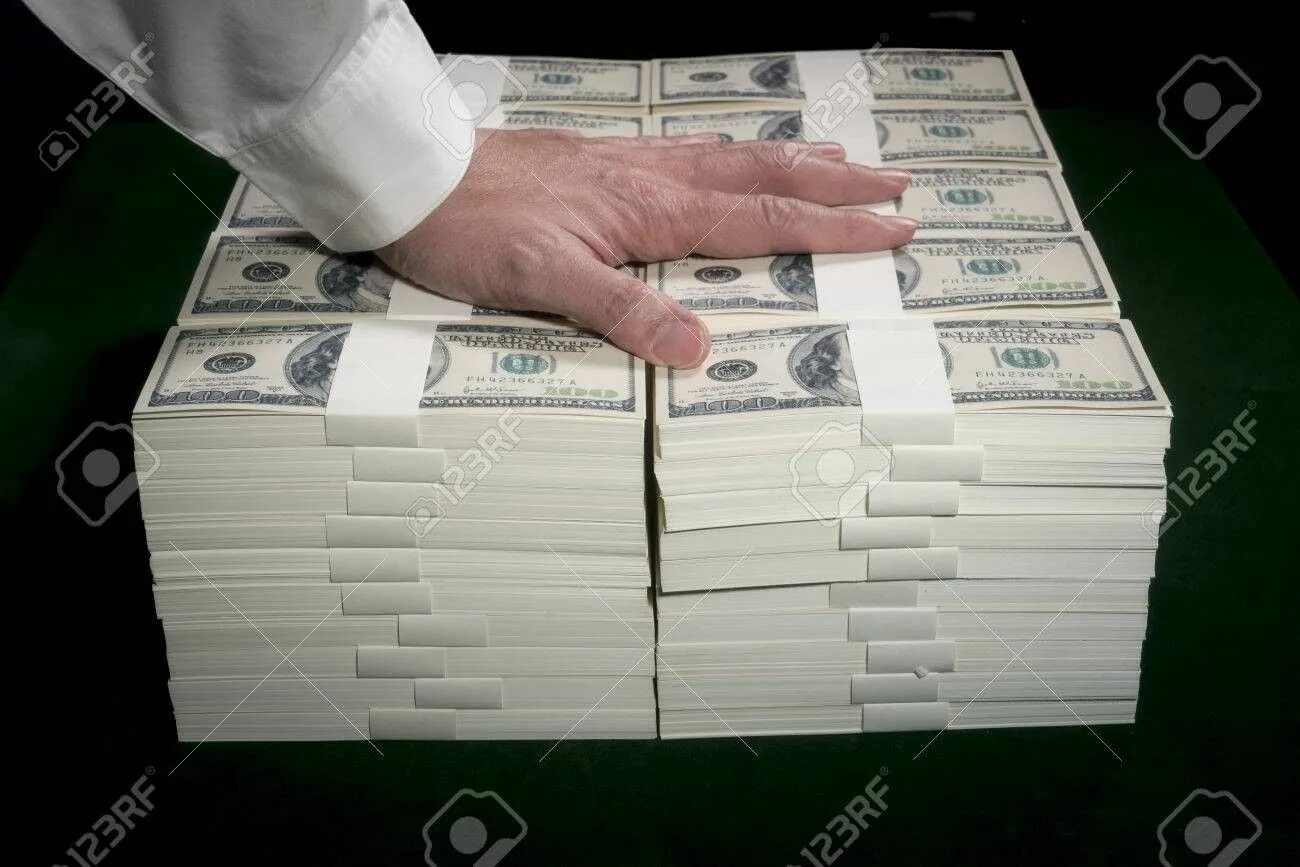 Подарили миллион долларов. 1 million dollar cash. отель миллион долларов.