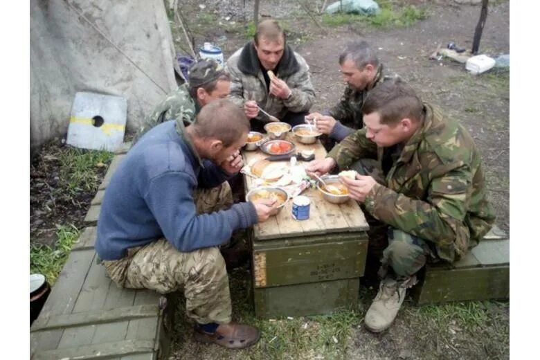 Пикник на донбассе. Питание солдат ВСУ. Обед солдата.