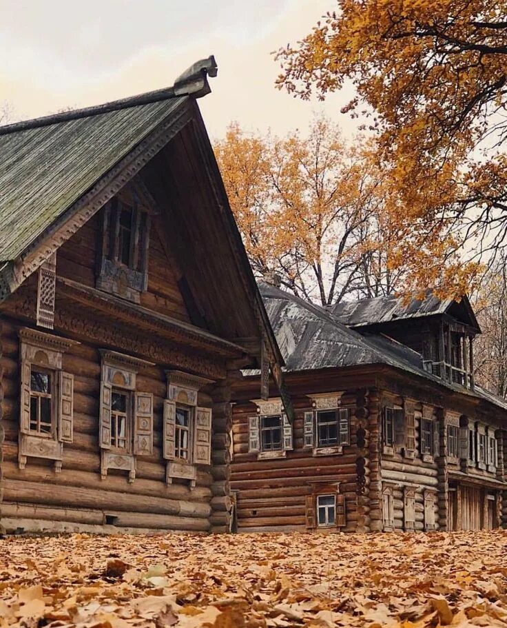 Музей под открытым небом в Нижнем Новгороде Щелковский Хутор. Деревянное зодчество на Руси избы. Старинные деревянные постройки. Деревянные здания.