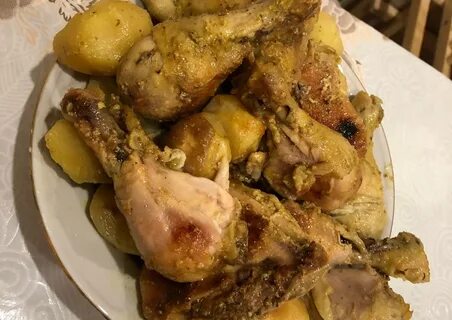 Голень с картофелем в рукаве