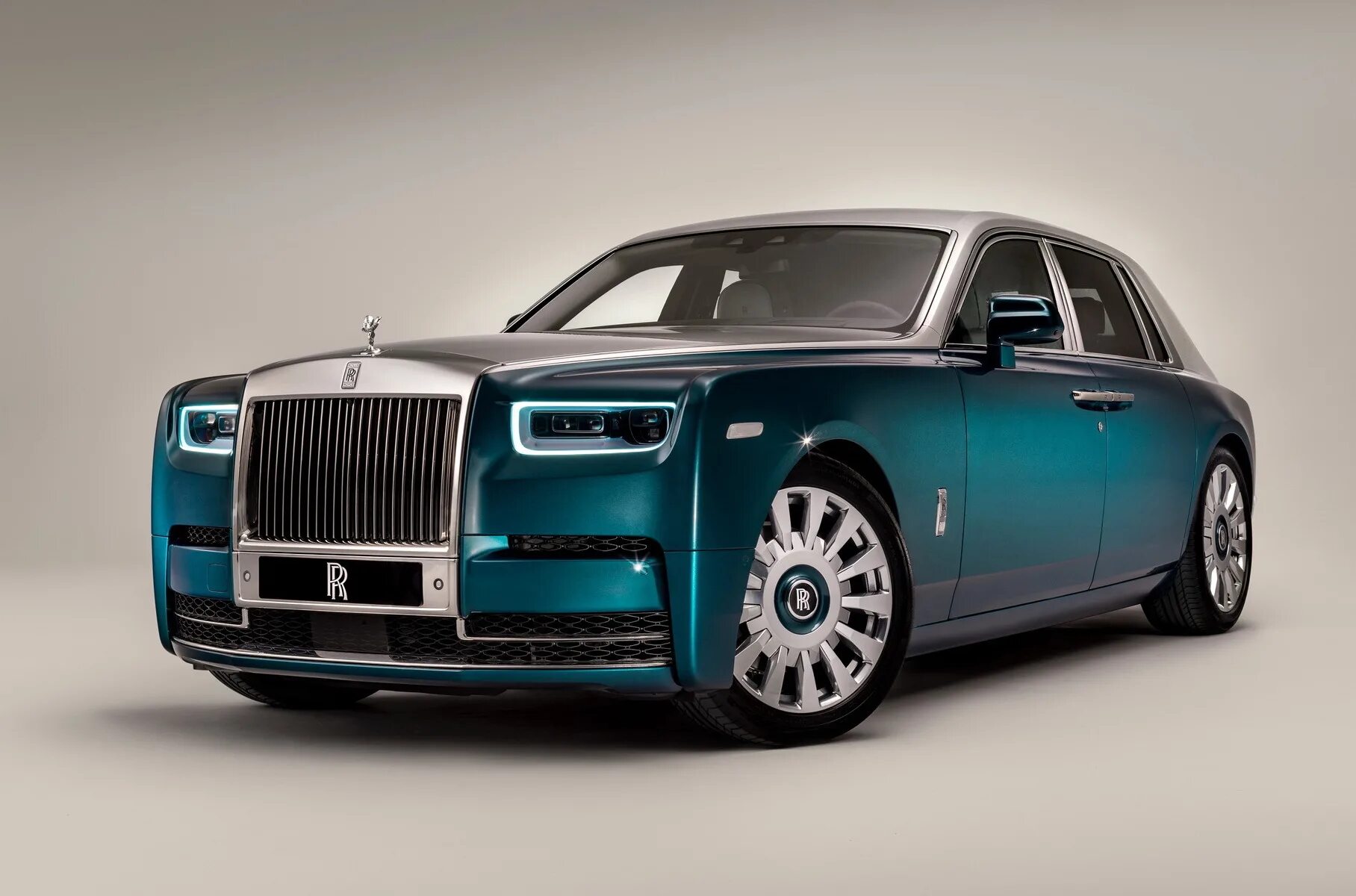 Новый rolls royce. Роллс Ройс Фантом 2021. Роллс Ройс Фантом 2022. Роллс Ройс Фантом 2021 новый. Rolls Royce Phantom 2023.