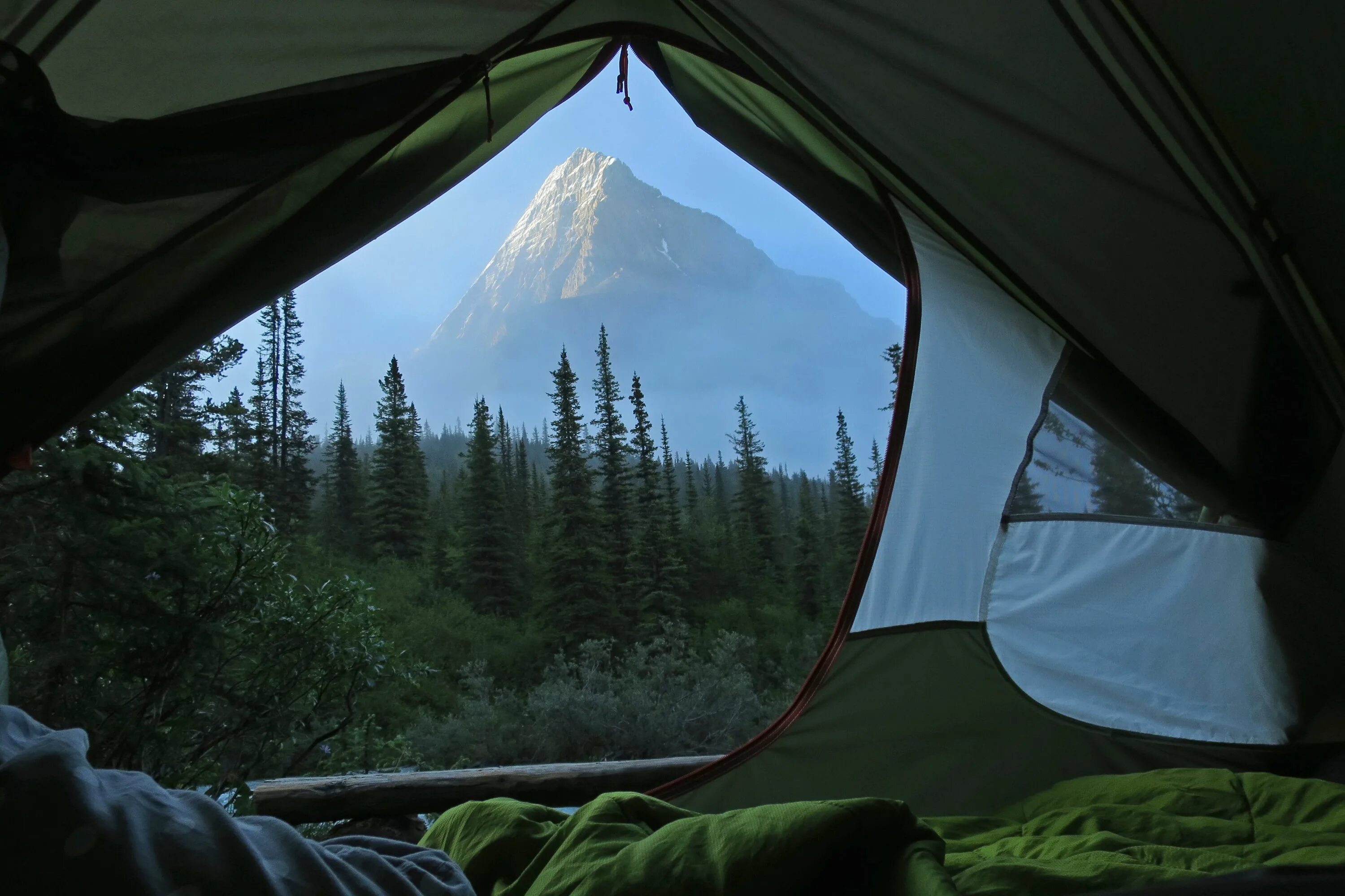 Mountains camping. Палатка туристическая Greenland traveller 3. Алтай Кемп палатки. Вид из палатки. Красивый вид из палатки.