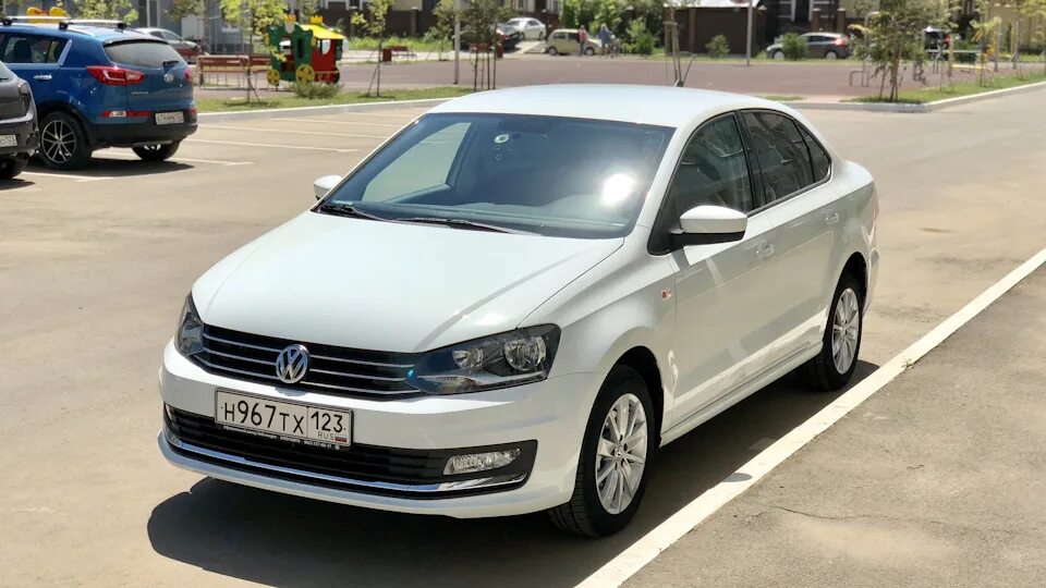 Купить поло 1.4. Volkswagen Polo 1.4 TSI. Volkswagen Polo 1.4 sedan. Polo 1.4 TSI 125 Л.С. Фольксваген поло TSI 2021.