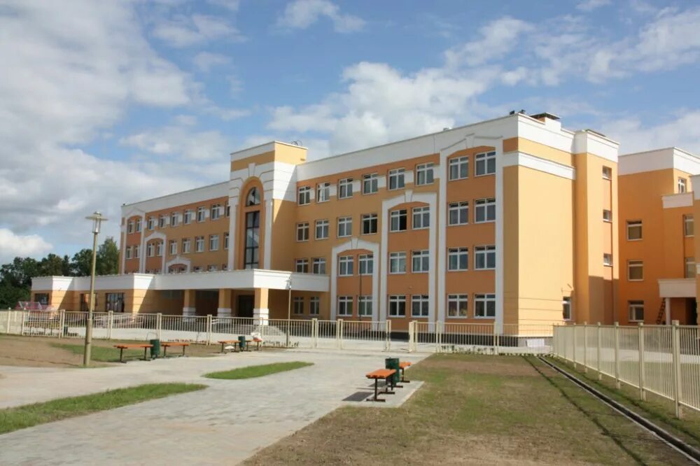Гимназия островец. Островец школа 2. Школа 1 г микашевичи. Школа гродно. Гимназия островец.