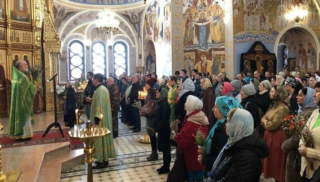 Посещение церкви время