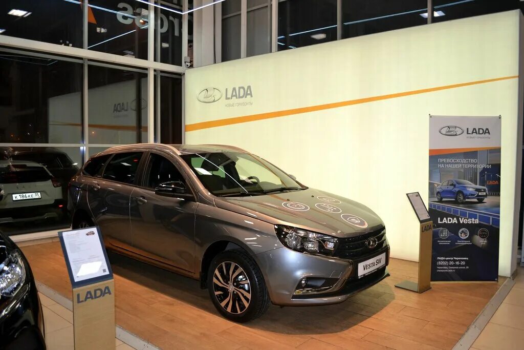 автосалон максимум. автосалоны в череповце авто с пробегом. новые автомобили в череповце. Volkswagen динамика, череповец. Mitsubishi motors автосалон.