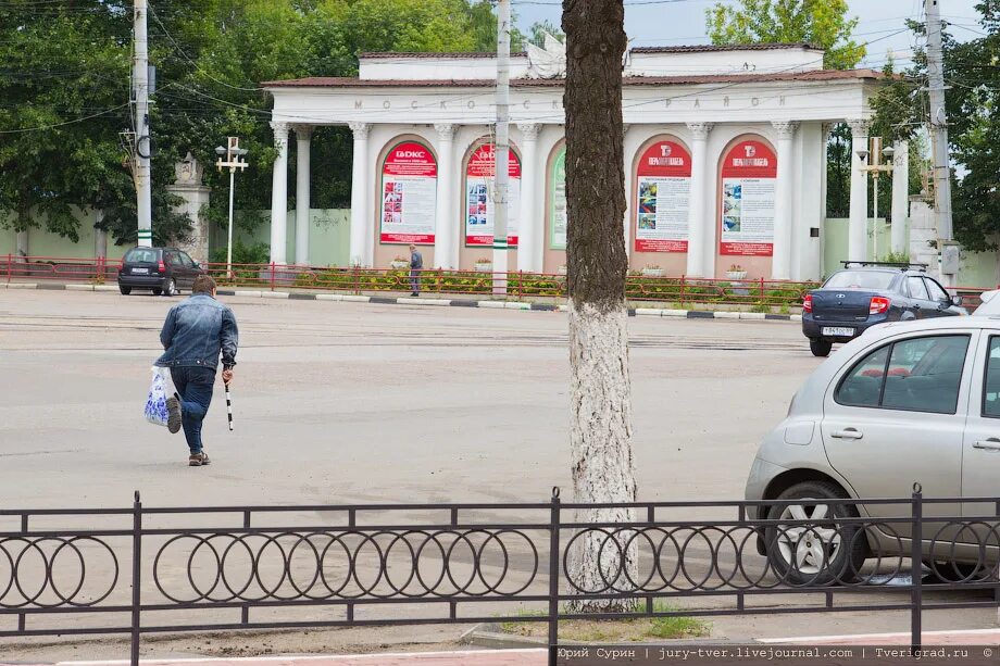 Билеты на концерт полины гагариной фото для пранков. Площадь гагарина тверь панорама. Площадь гагарина 5 тверь. Билеты в тверь. Площадь гагарина 2 тверь.
