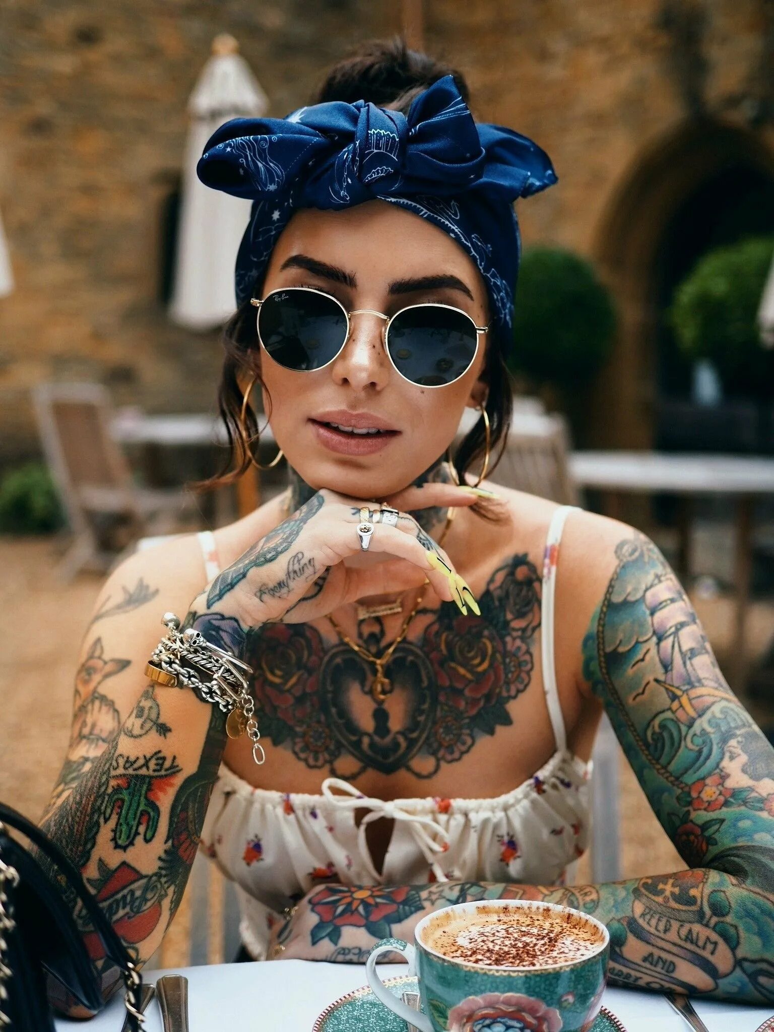 Татуировщица кейт ван. Татуированные красавицы. Tatu girl. Татуировки для девушек. Tatu girl.