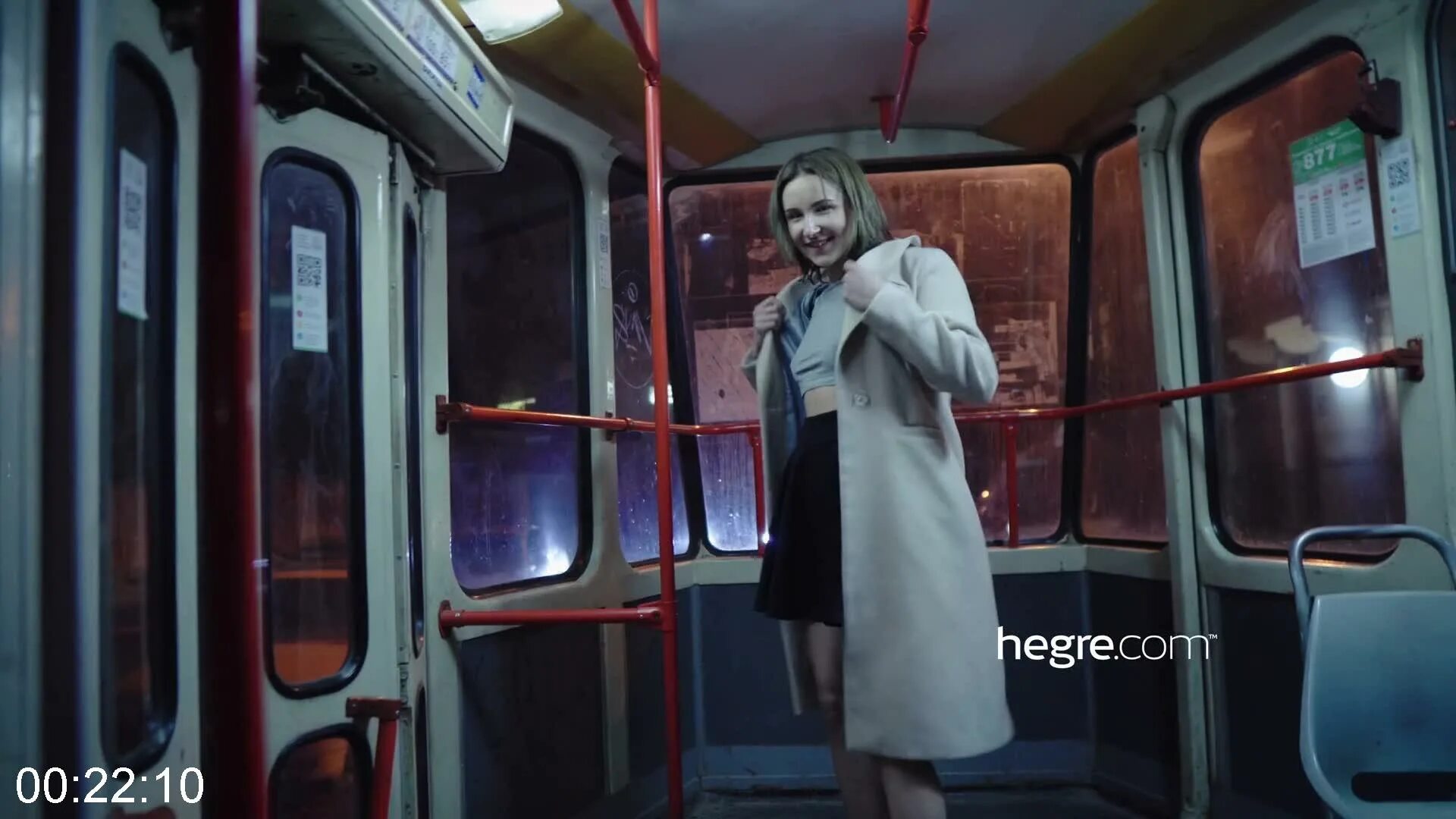 Диджей аурика фототоплес. Dita v модель. A day in the life of lina. Петтер хегре. Женщина сидит на мужчине.