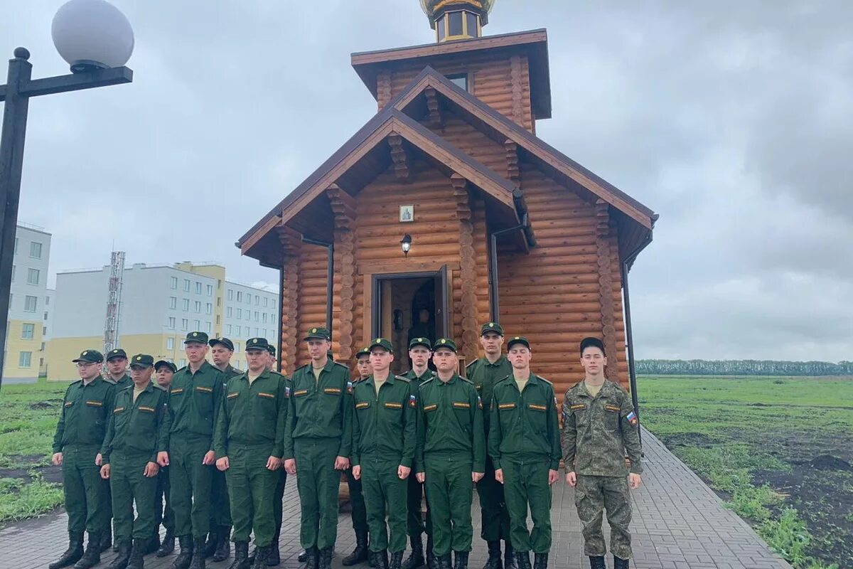 Новости валуйки сегодня военные. 34670 Воинская часть Валуйки Белгородской области. Валуйки Белгородская область Военная. Военная часть Валуйки Белгородская. Валуйки храм Игнатия Богоносца Валуйки храм.