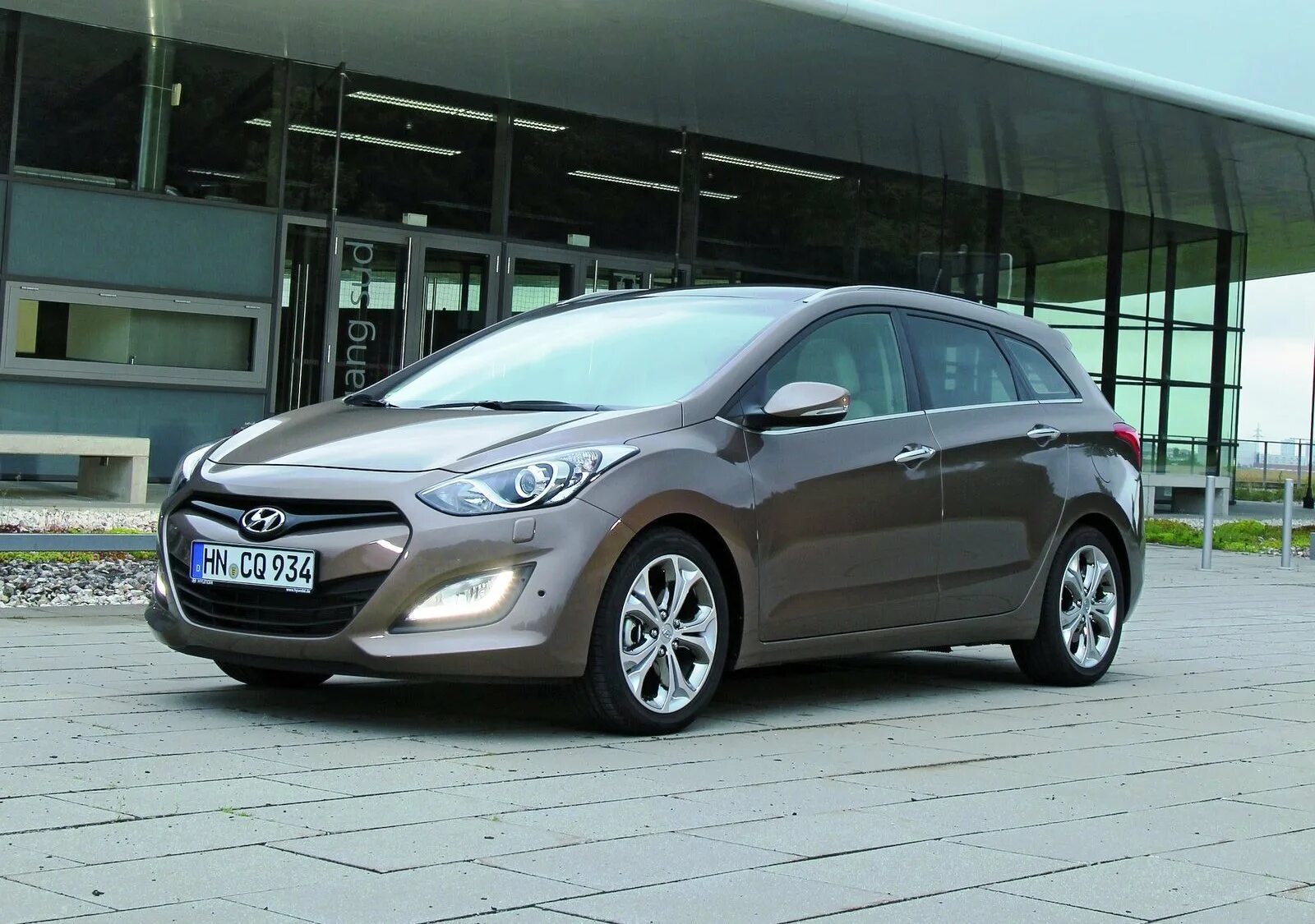 Хендай 30 универсал. Hyundai i30 Wagon. Hyundai i30 II. Hyundai i30 универсал. Хендай ай 30.