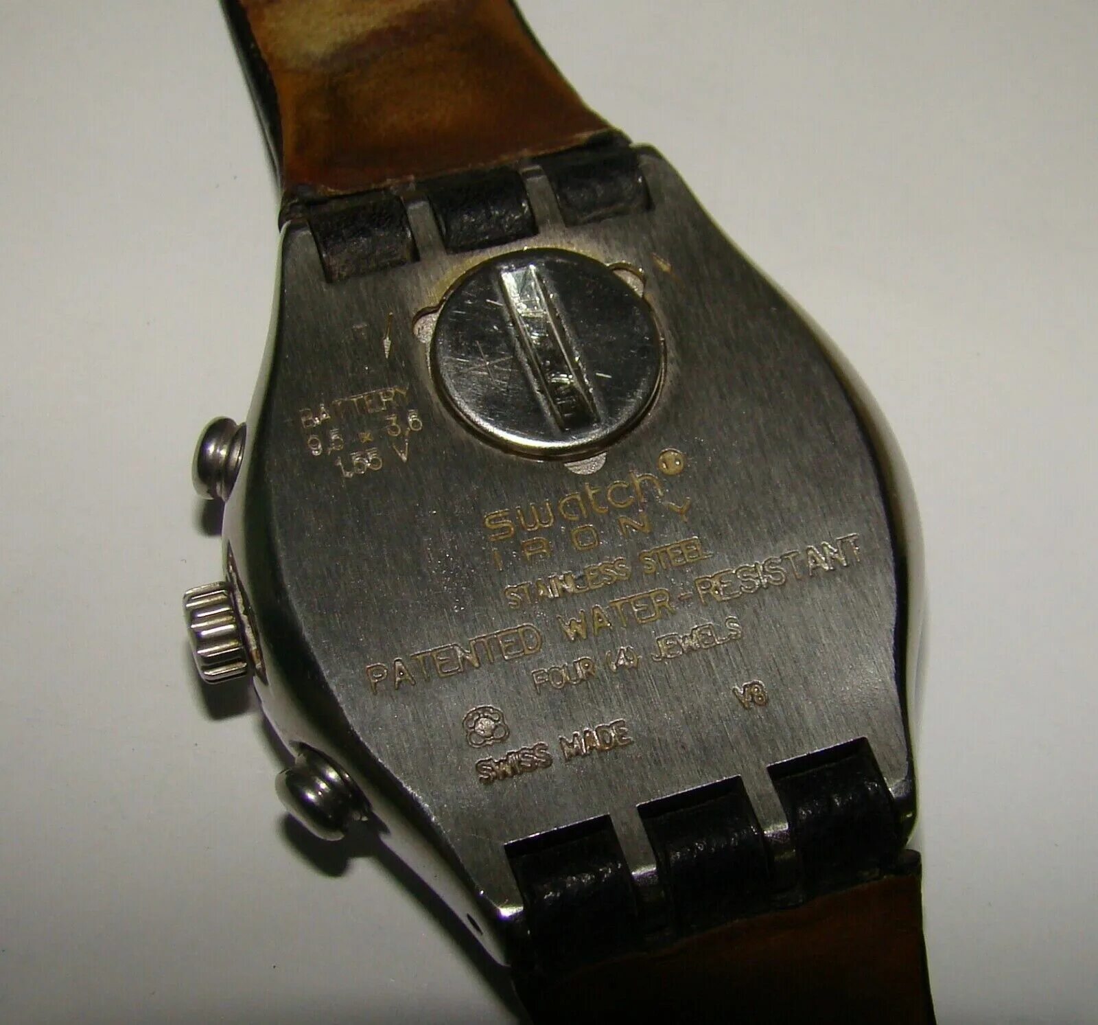 Часы swatch patented water resistant. Swatch swiss 4 jewels. swatch irony aluminium. swatch irony 4 jewels.