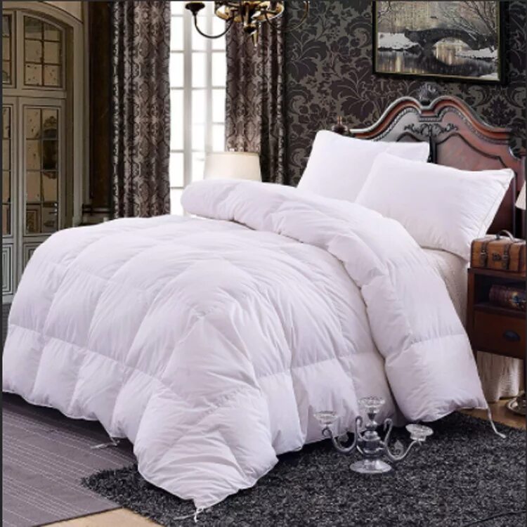 Одеяло apollo bedding. Одеяло в отеле. Одеяла для гостиниц. Tac goose down comforter. Большое мягкое одеяло.