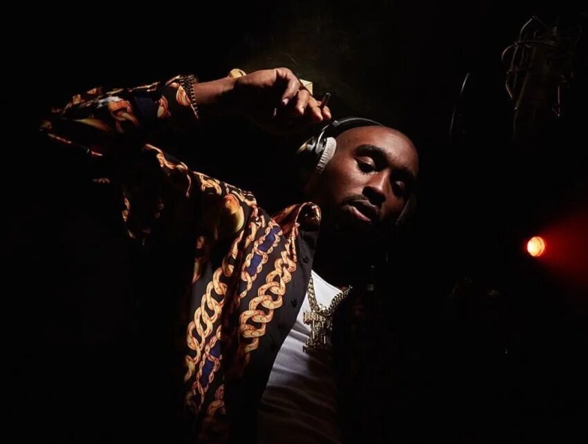 Al eyez on me. 2pac: легенда (2017). тупак all eyez on me.