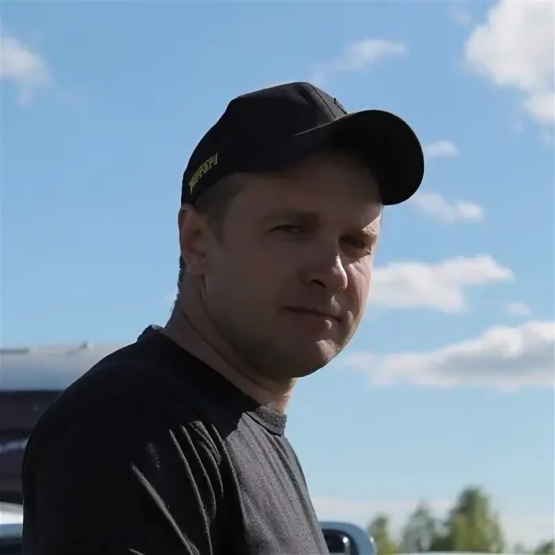 Alexander lesser. Александр лессер художественный критик. Ип лессер ишим. Alexander lesser. Большая маленькая ложь скарсгард.