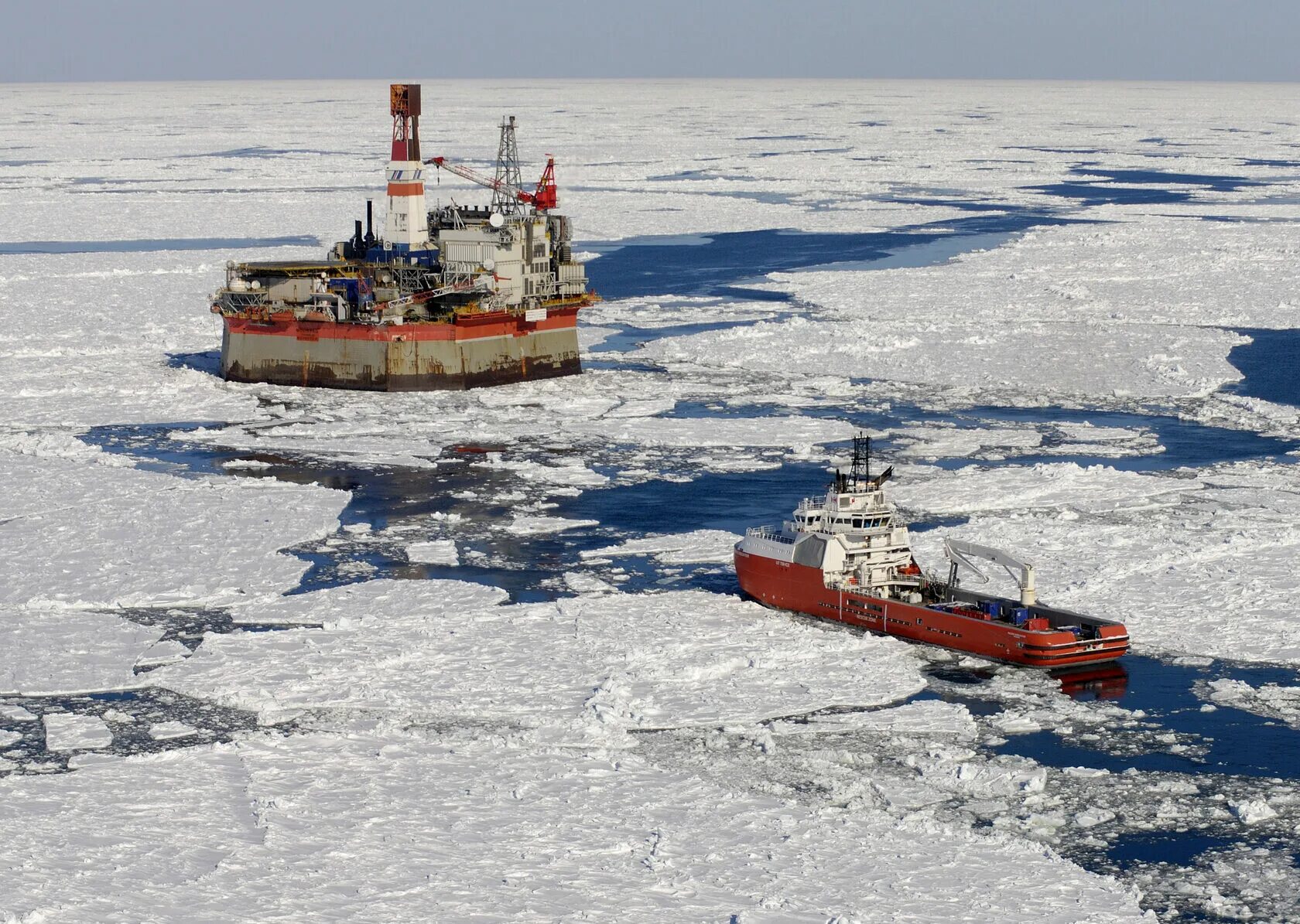 Деятельность человека в арктической пустыне. Занятия людей в арктике. Хозяйственная деятельность арктики. Хозяйственная деятельность человека в арктике. Деятельность человека в зоне арктических пустынь.