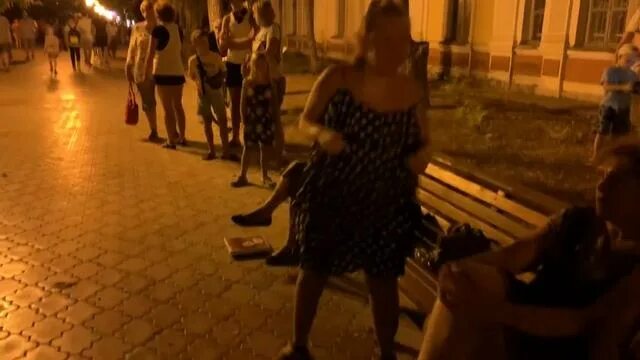 Москва досуг ночью. Гуляем ночью выпускной. Тюменочка гуляет ночь. Картинки гуляем всю ночь до утра. Анапа досуг ночью.