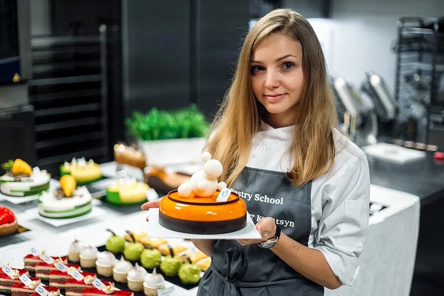 Фотосессия в кондитерской. Валиева кондитер