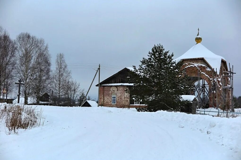 Оставив деревню никольскую
