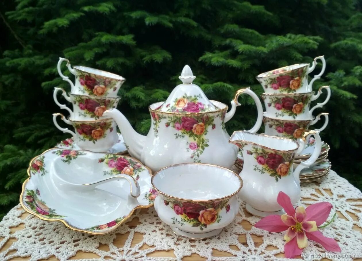 Виды сервиза. Чайный сервиз Royal Albert old Country Rose. Чайный сервиз Royal Albert.