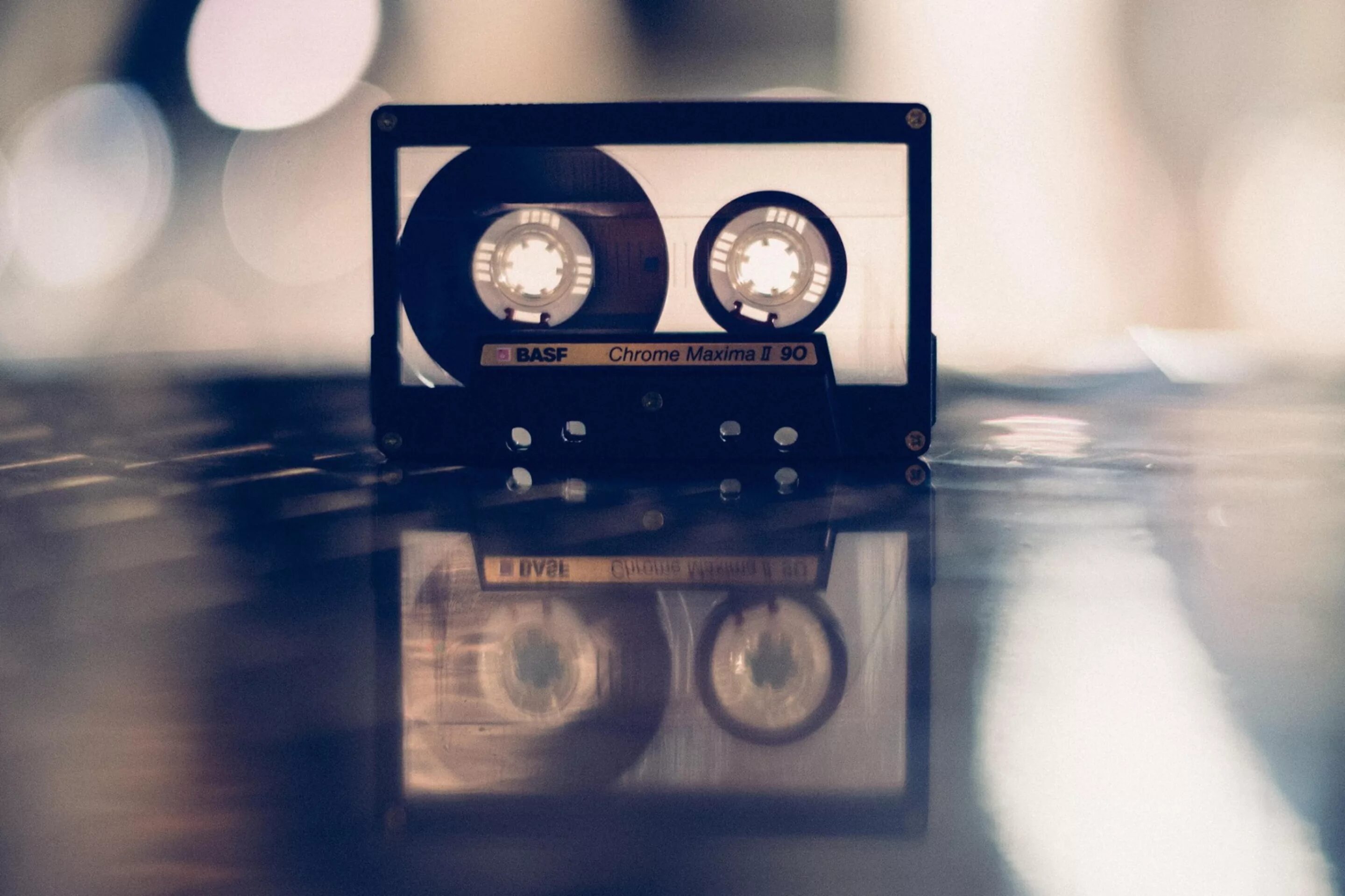 Compact audio. Compact audio