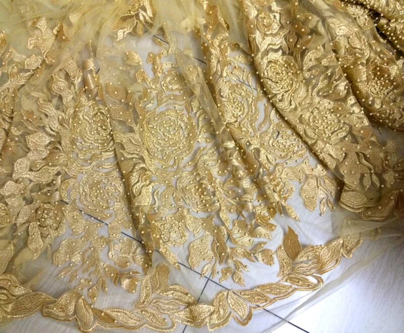 кружево на сетке золото. гипюр с золотой вышивкой. тюль с золотой вышивкой.