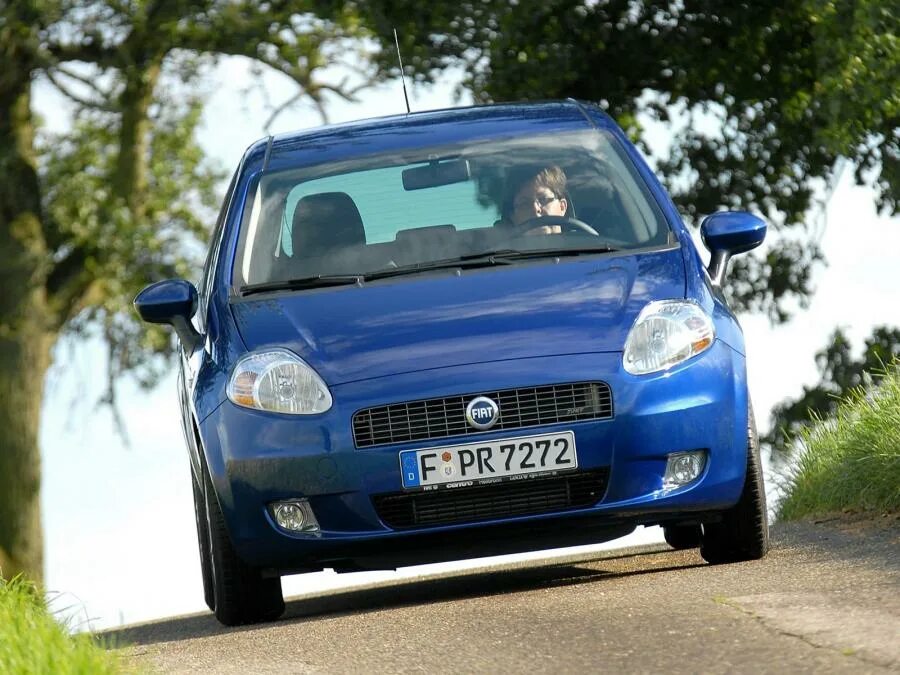 Куплю автомобиль фиат. Fiat punto t-Jet. Фиат Пунто 199. Fiat · punto 199 кузов. Фиат Пунто Lоungе 199вх в11.