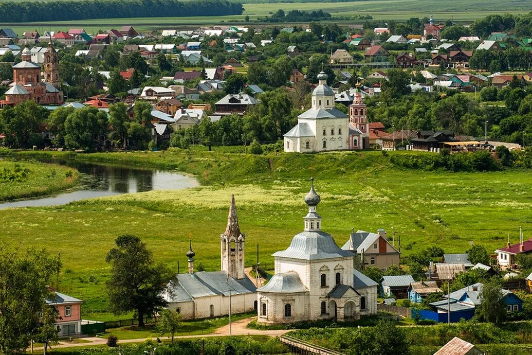 Какие достопримечательности есть в городе суздаль. Суздаль город. суздаль исторический центр города. суздаль город музей. достопримечательство суздаля.