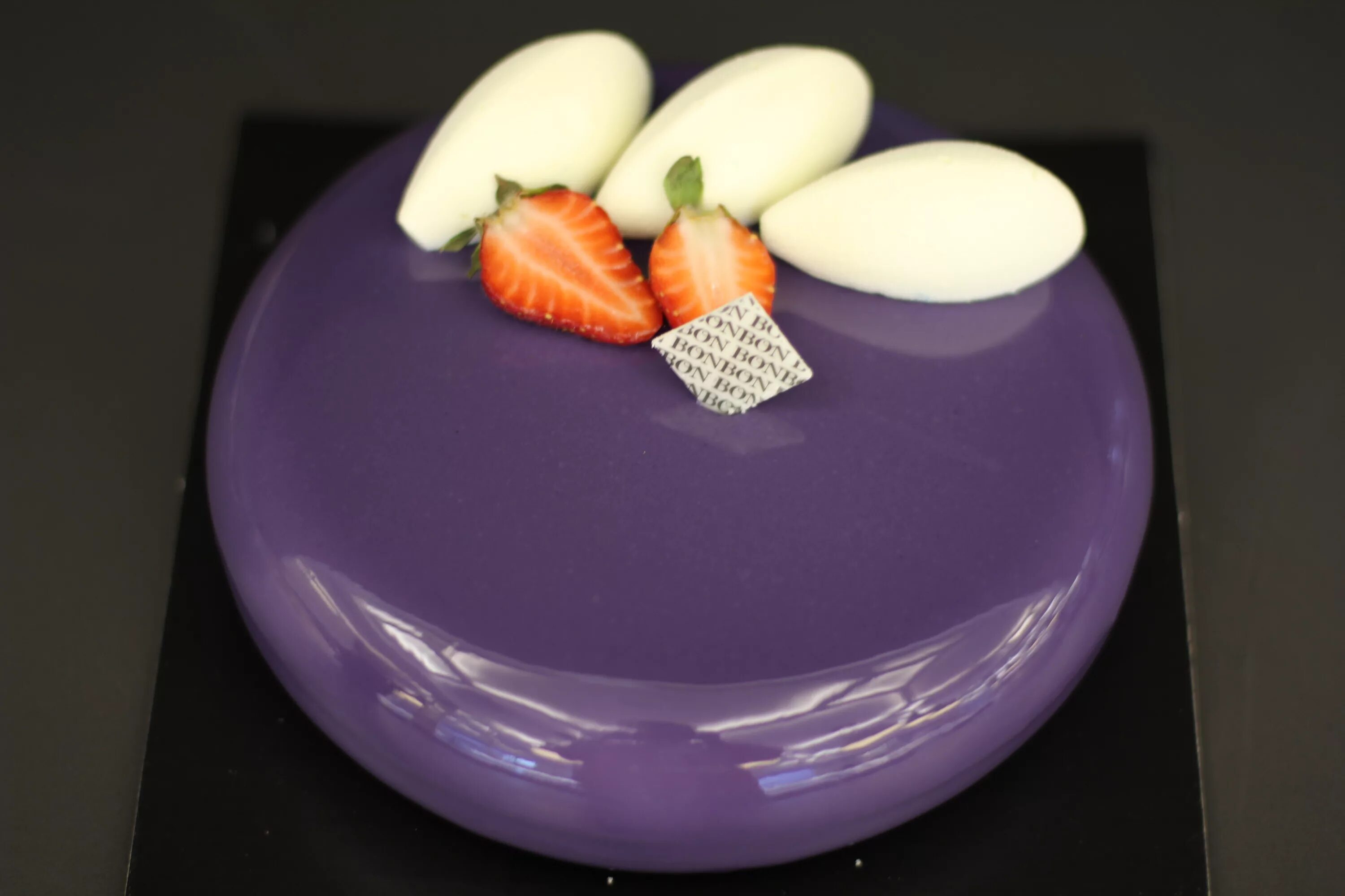 Антреме. Антреме это муссовый торт. Антреме. Антреме это муссовый торт. Муссовый торт малиновый пломбир.