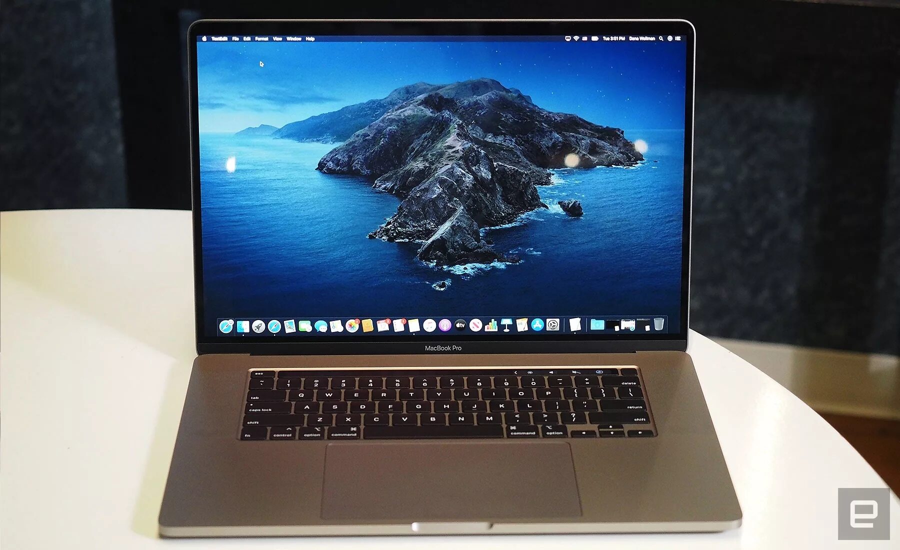 MACBOOK Pro 16. MACBOOK Pro 16 inch. Макбук про 2021 16 дюймов. MACBOOK Pro 2019 16 дюймов. Ноутбуки 16 дюймов экран