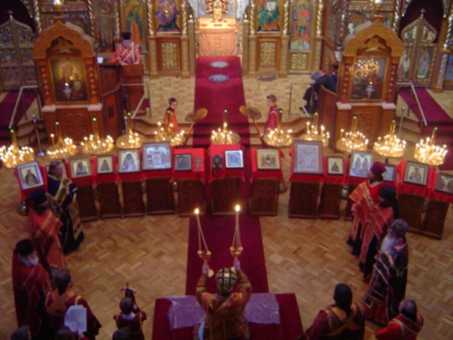 Торжество православия богослужение. Торжество православия служба в храме. торжество православия чин анафемы. чин православия праздник. служба в храмах праздник торжества православия.