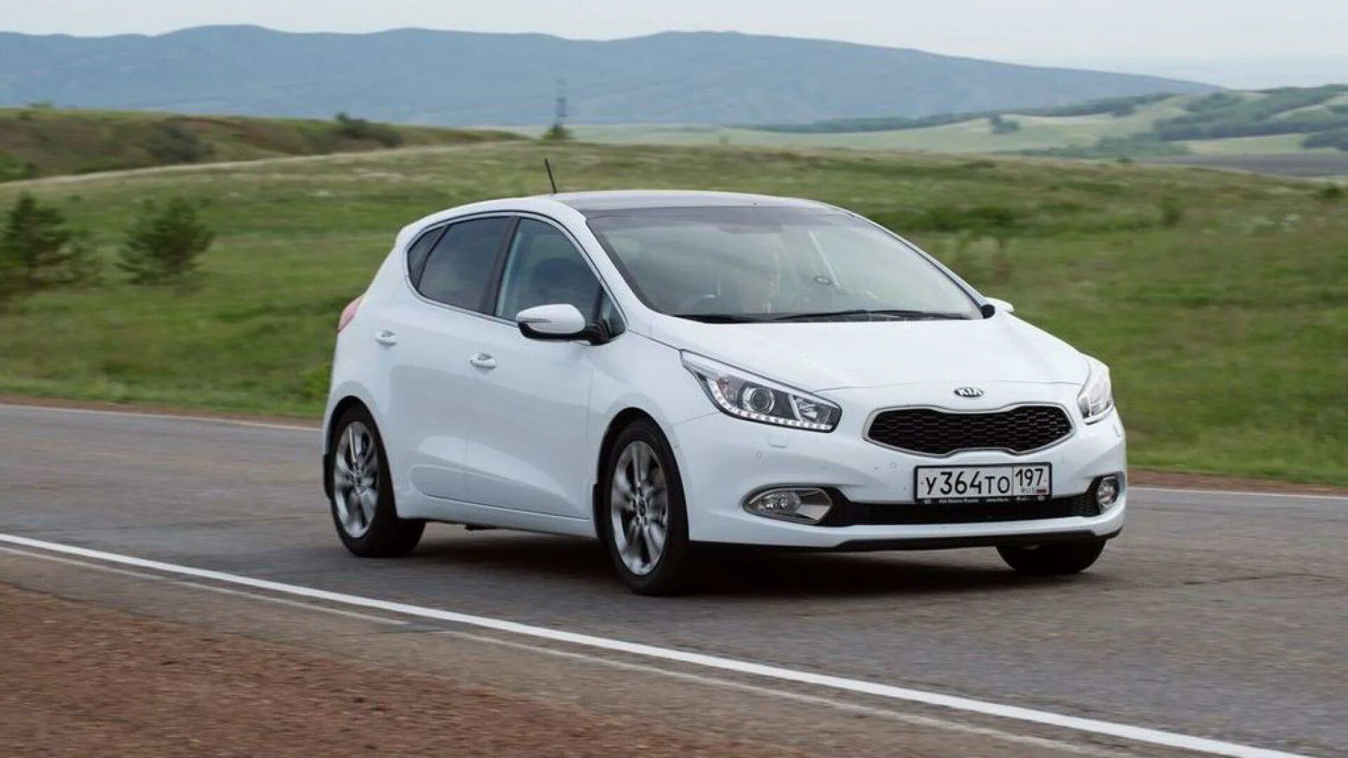 Kia Ceed 2012 белая. Kia Ceed Hatchback. Kia Ceed 2012 хэтчбек белый. Kia Ceed 2015 белая. Полный сид