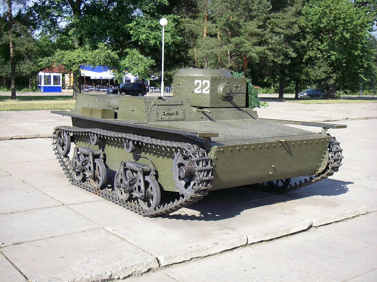 Б х 38. Т-38 танк СССР. Плавающий танк т-38. Танк Прага 38 т. Танкетка т-38.