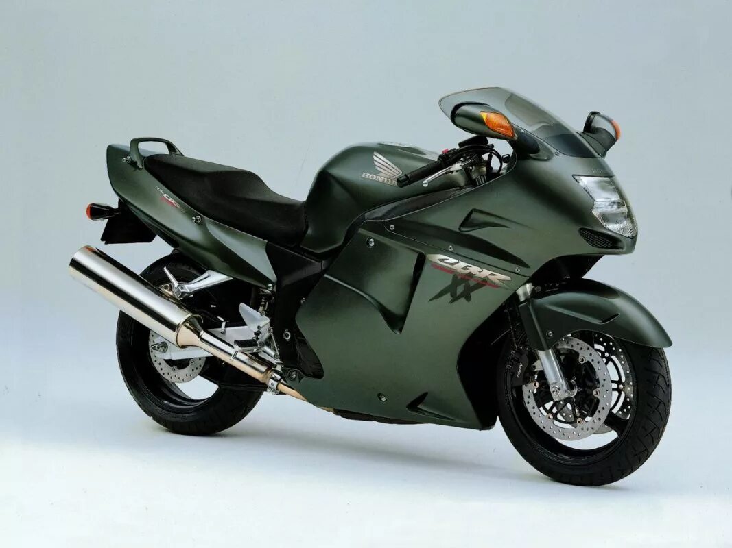 Cbr 1100 super blackbird. Хонда сбр 1100хх. Honda cbr 1100 blackbird. Хонда 1100 хх. Хонда сбр 1100.