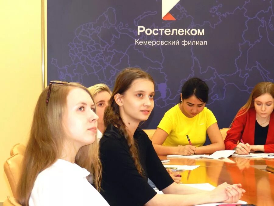 Ростелеком Кемерово сотрудники компании. Ростелеком Новокузнецк. Телемост Кузбасс. Директор Ростелеком Новокузнецк.