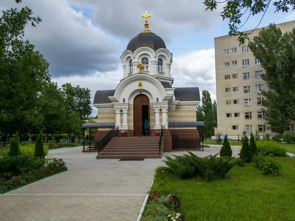 храмы войно-ясенецкому. церковь святого луки в симферополе. церковь луки исповедника саратов фото. храм войно ясенецкого в красноярске. храм святителя луки (войно-ясенецкого) красноярск.